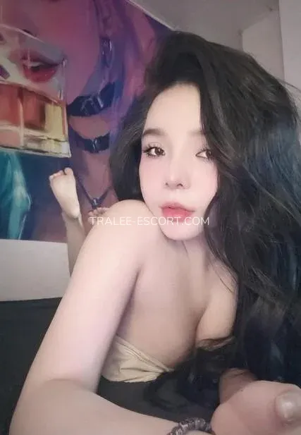 Tralee escort Adrianna — 1
