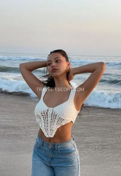 Tralee escort Claire — 3