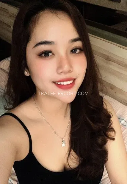 Tralee escort Chloe — 5