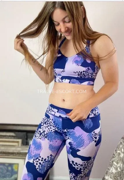 Tralee escort Josefin — 3