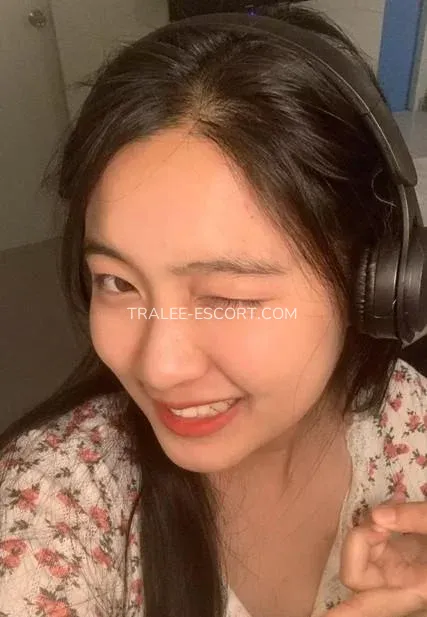 Tralee escort Karina — 3