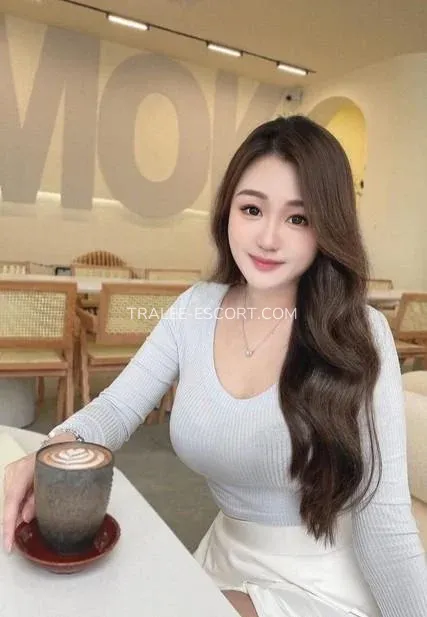 Tralee escort Carly — 3