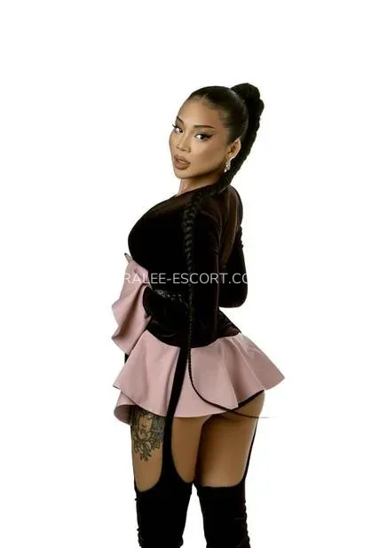 Tralee escort Kiara — 8