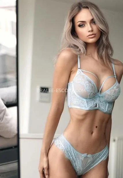 Tralee escort Carly — 4