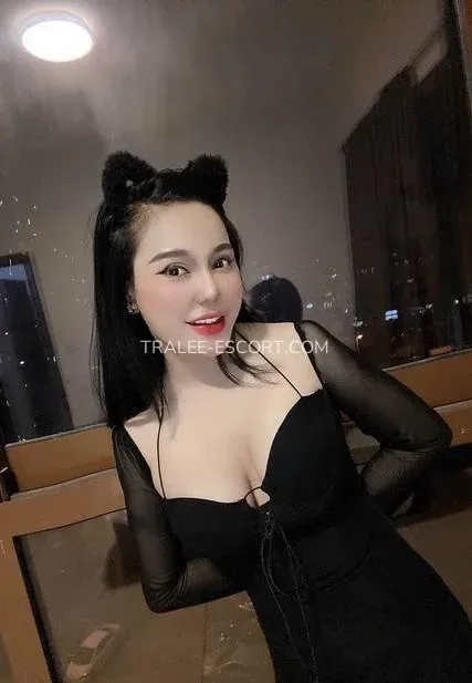 Tralee escort Adrianna — 4