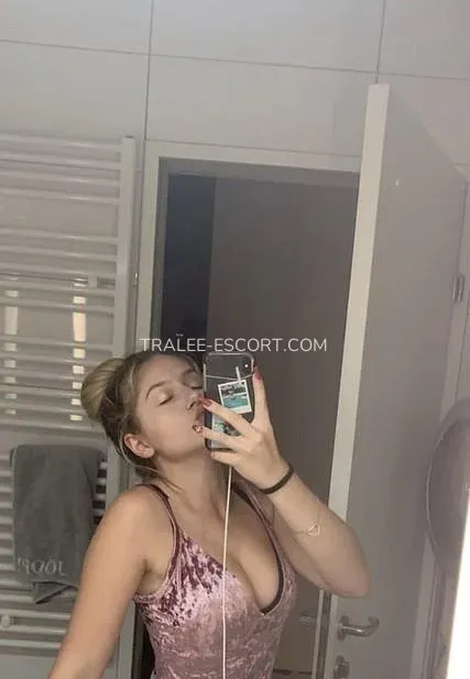 Tralee escort Selena — 4