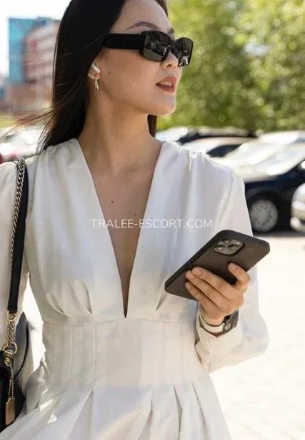 Tralee escort Ellinor — 5