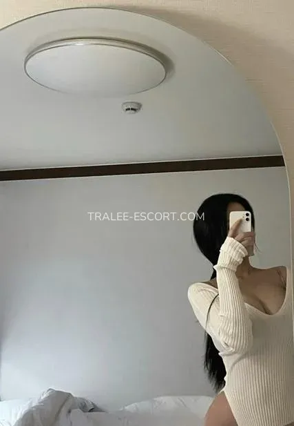 Tralee escort Rebecca — 1