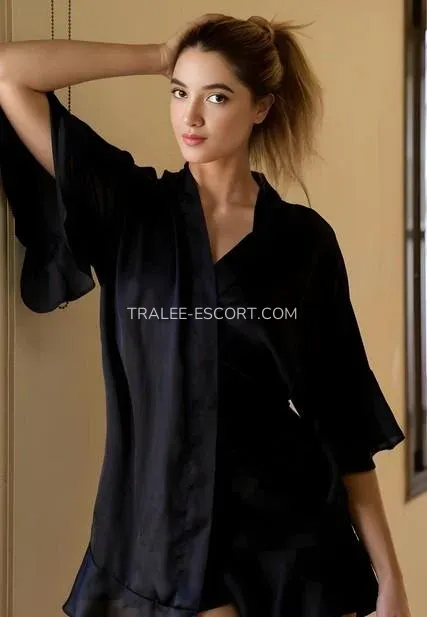 Tralee escort Julia — 4
