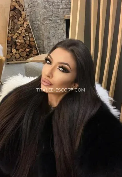 Tralee escort Makayla — 4