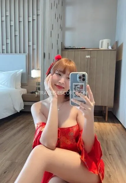 Tralee escort Makenna — 2