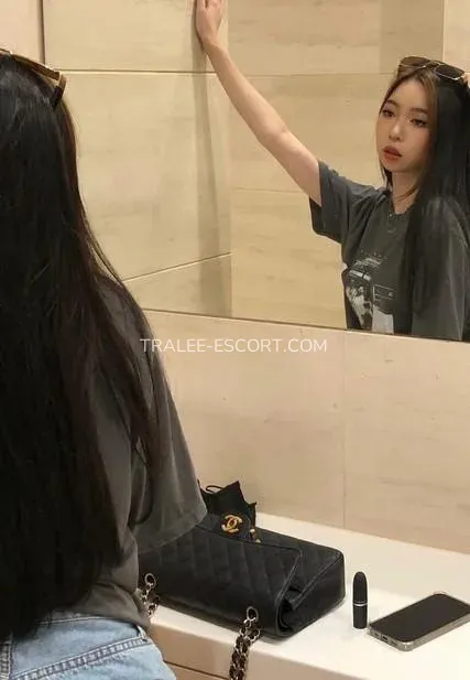 Tralee escort Caroline — 3