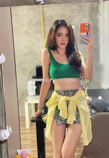 Tralee escort Emilia — 8