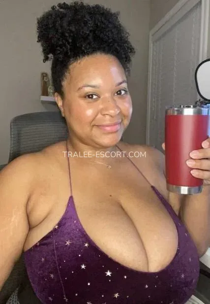 Tralee escort Elisabeth — 10