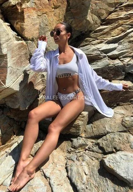 Tralee escort Charlotte — 5