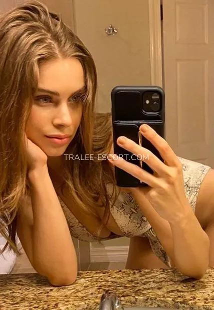 Tralee escort Caitlin — 2