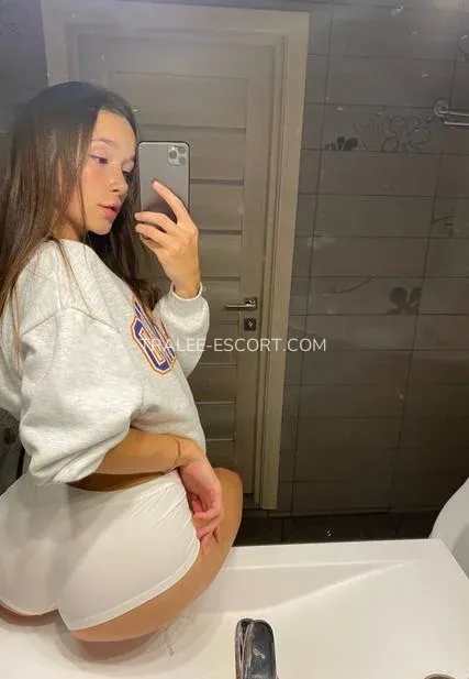 Tralee escort Eva — 7