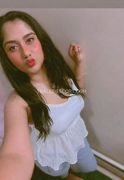 Tralee escort Clara — 2