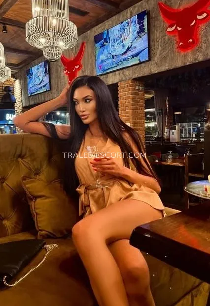 Tralee escort Makayla — 2